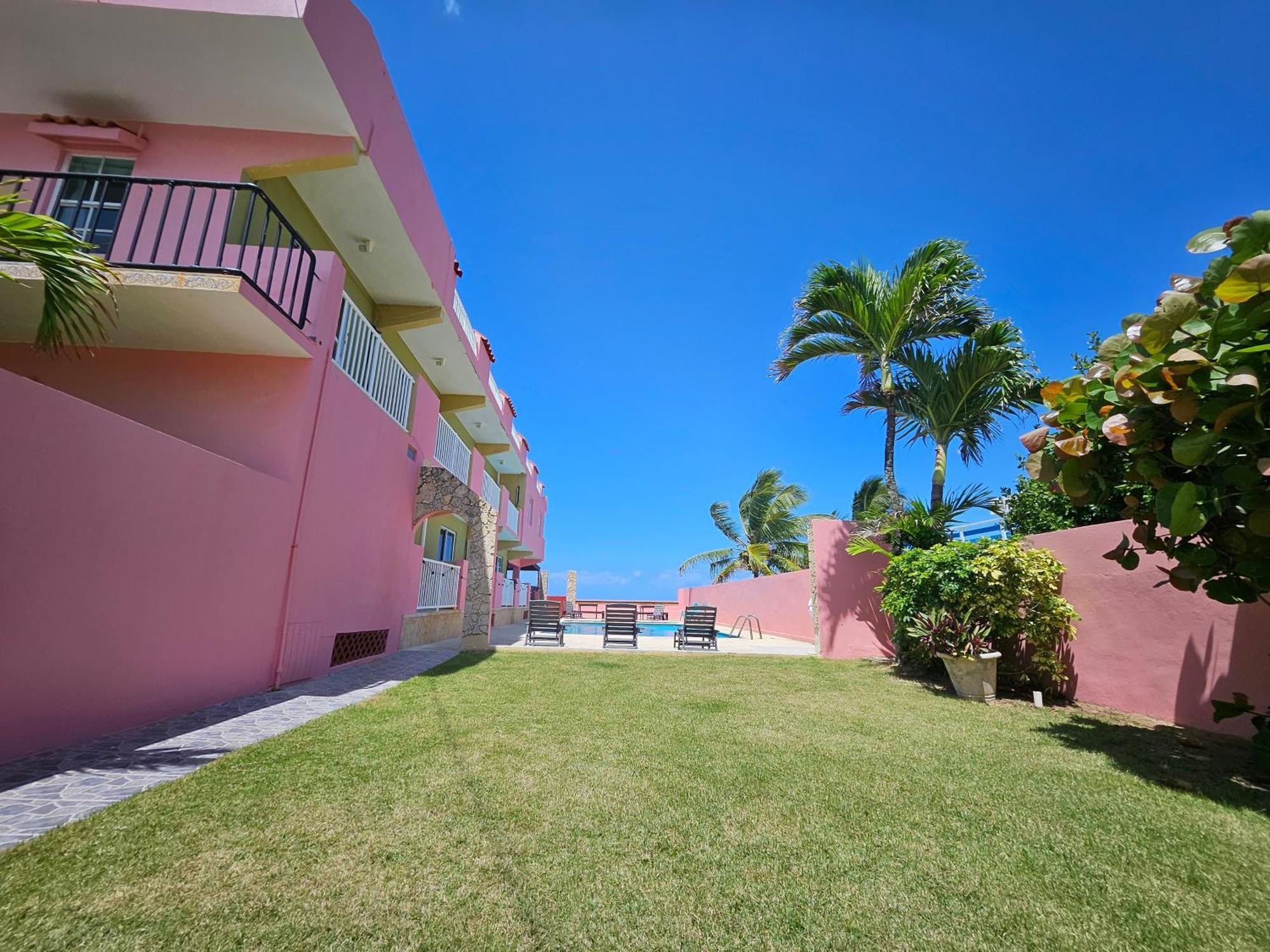 Selva Boutique Hotel - Luquillo Oceanfront Retreat - Adults Only Buitenkant foto