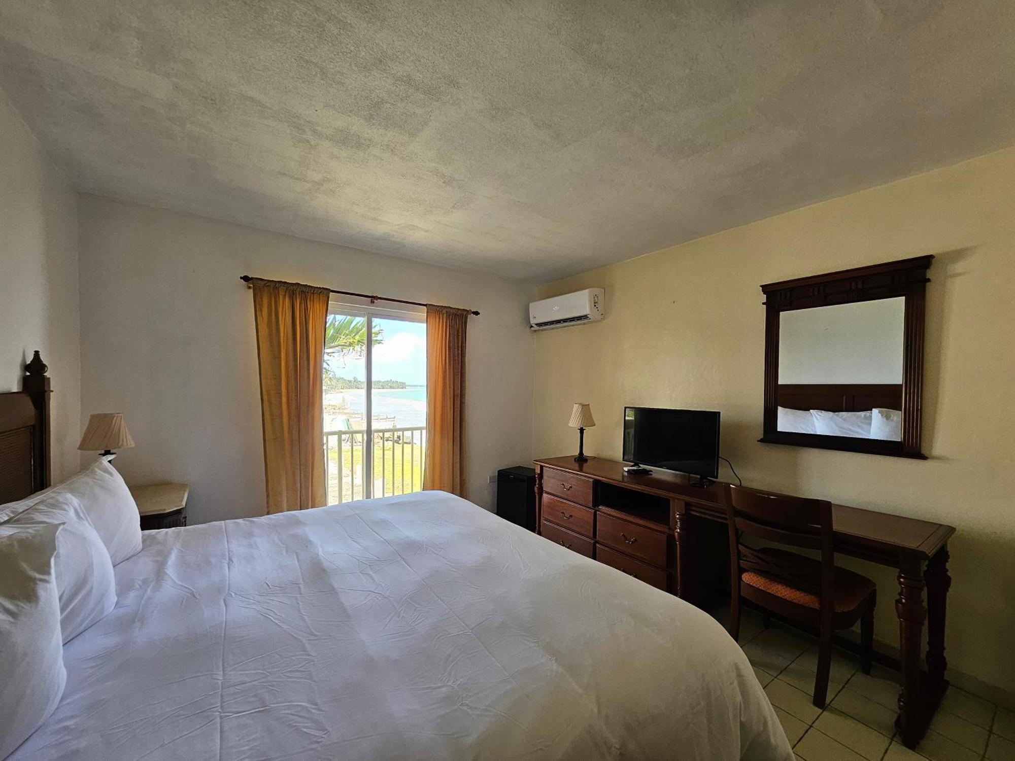 Selva Boutique Hotel - Luquillo Oceanfront Retreat - Adults Only Buitenkant foto